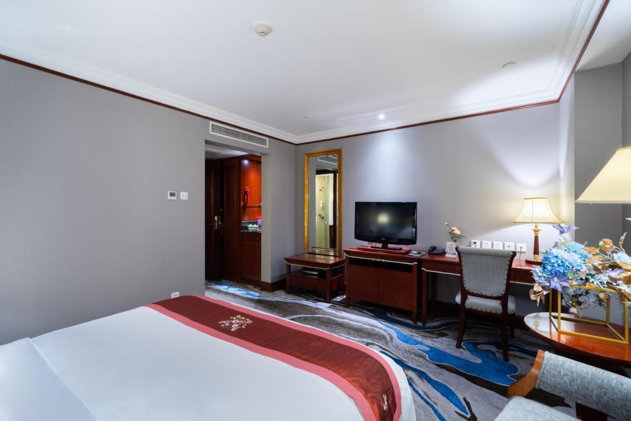 Golden Ocean Hotel Тяньцзинь Экстерьер фото