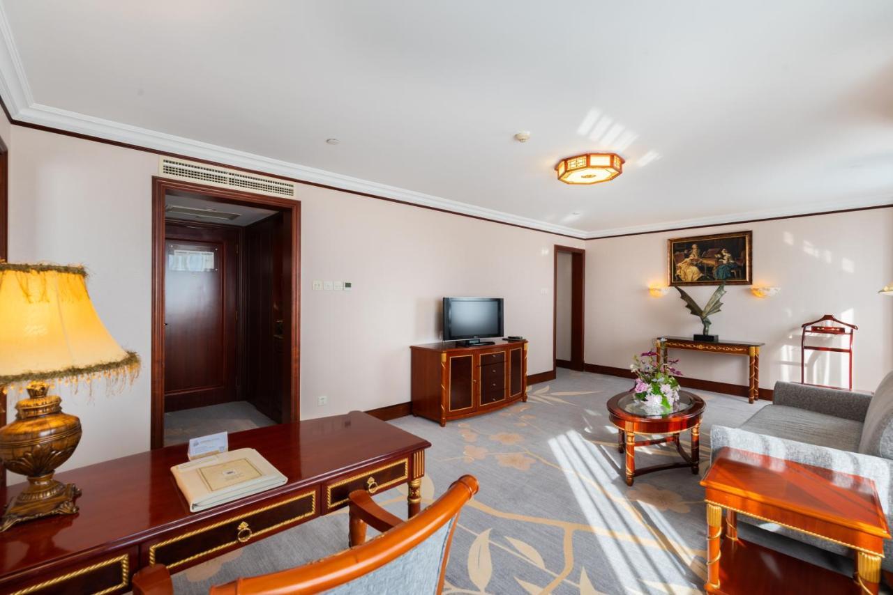Golden Ocean Hotel Тяньцзинь Экстерьер фото