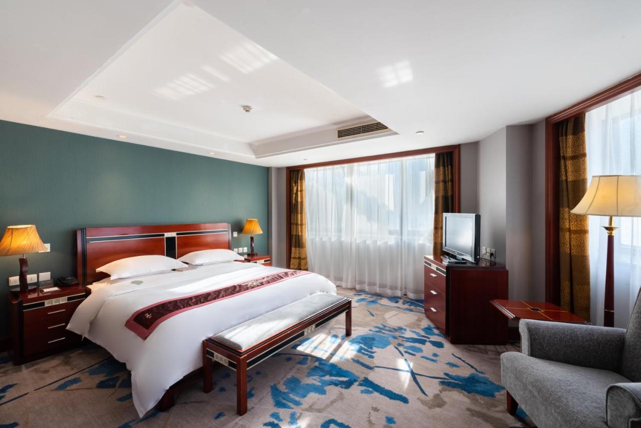 Golden Ocean Hotel Тяньцзинь Экстерьер фото