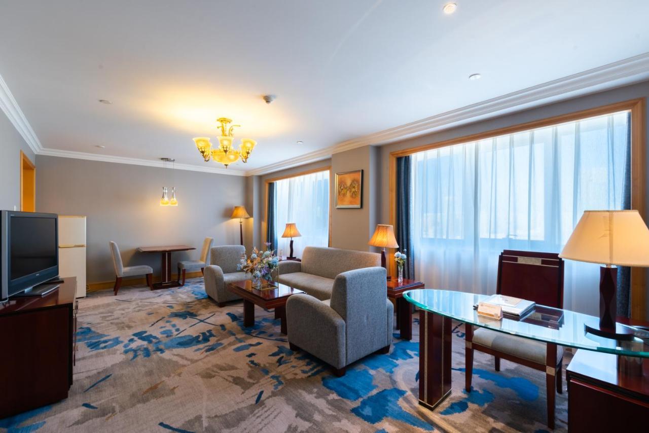 Golden Ocean Hotel Тяньцзинь Экстерьер фото